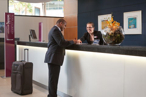 Mercure Sydney International Airport - Hotel Accommodation 3