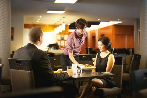 Mercure Sydney International Airport - Hotel Accommodation 6