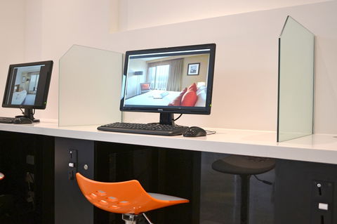 Mercure Sydney International Airport - Hotel Accommodation 9