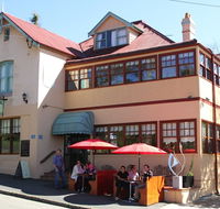 Jamison Guesthouse and The Rooster Restaurant - Hotel Accommodation