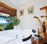 Lillypillys Cottages  Day Spa - Hotel Accommodation