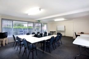 Nambour Lodge Motel - Hotel Accommodation 10