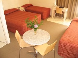 Nambour Lodge Motel - Hotel Accommodation 13