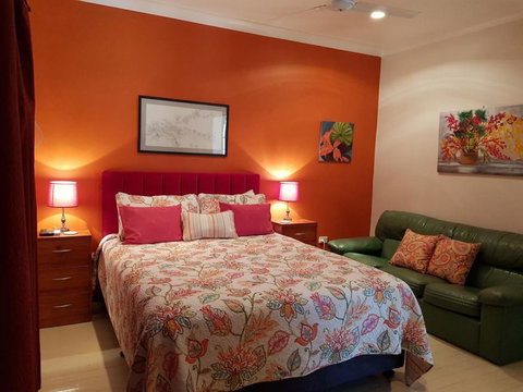 Sonja's Bed & Breakfast - Hotel Accommodation 4