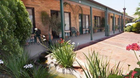 Ningana Motel - Hotel Accommodation 4