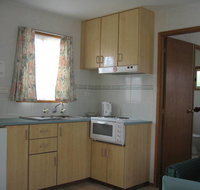 Mount Compass Caravan Park - Hotel Accommodation