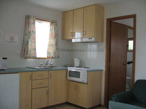 Mount Compass Caravan Park - Hotel Accommodation 0