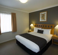 Mounts Bay Waters Apartment Hotel - Hotel Accommodation