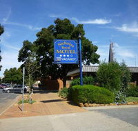 Nicholas Royal Motel - Hotel Accommodation