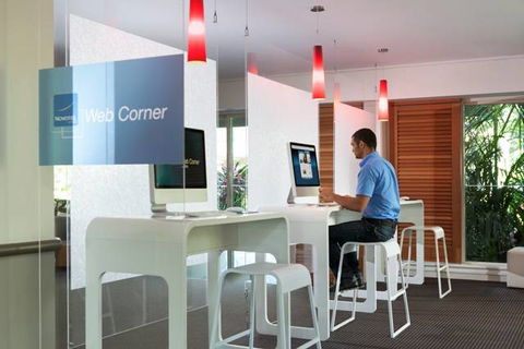 Novotel Cairns Oasis Resort - Hotel Accommodation 1