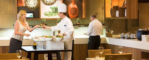 Novotel Cairns Oasis Resort - Hotel Accommodation 4