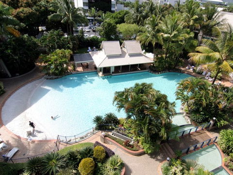 Novotel Cairns Oasis Resort - Hotel Accommodation 6