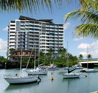 Oaks Gateway on Palmer - Hotel Accommodation