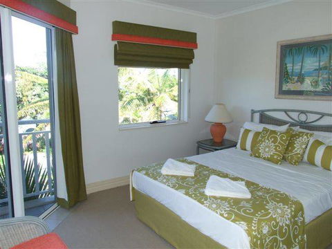 On The Beach Holiday Apartments - Hotel Accommodation 3