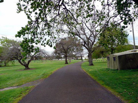 Penshurst Caravan Park - Hotel Accommodation 1