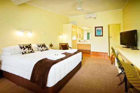 Premier Motor Inn - Hotel Accommodation 1