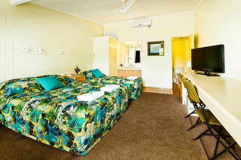 Premier Motor Inn - Hotel Accommodation 3