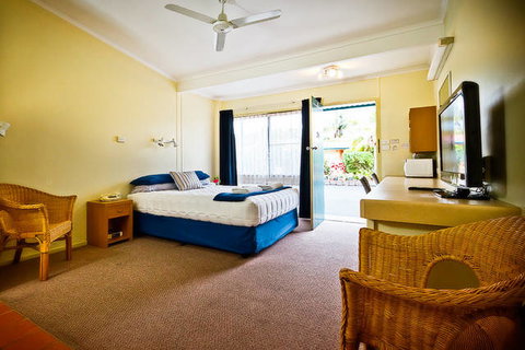 Premier Motor Inn - Hotel Accommodation 4
