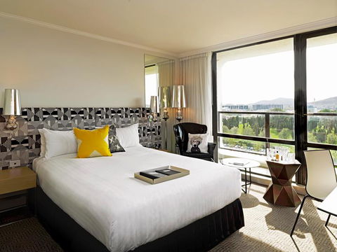 QT Canberra - Hotel Accommodation 0