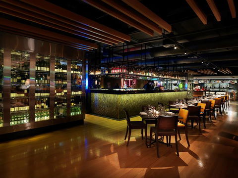 QT Canberra - Hotel Accommodation 9