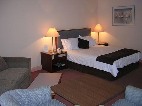 Quality Hotel Bathurst - Hotel Accommodation 0