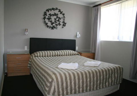 Queensgate Motel - Hotel Accommodation 1