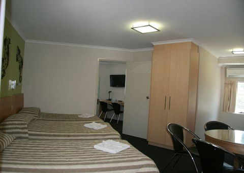 Queensgate Motel - Hotel Accommodation 4