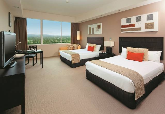 Benowa QLD Hotel Accommodation