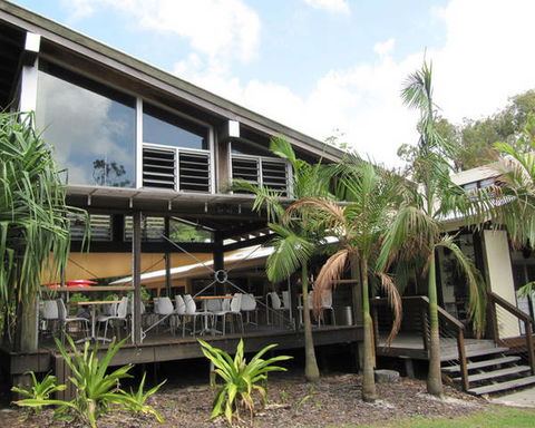 Rainbow Beach Resort - Hotel Accommodation 3