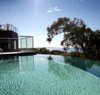 Rainbow Ocean Palms Resort - Hotel Accommodation