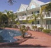 Reef Adventureland Motor Inn - Hotel Accommodation