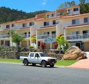 Reefside Villas Whitsunday - Hotel Accommodation