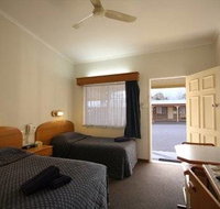 Rest Point Motor Inn and Hereford Steakhouse - Hotel Accommodation