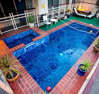 Riverboat Lodge Motor Inn - Hotel Accommodation