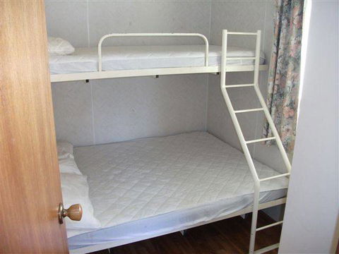 Riverview Caravan Park - Hotel Accommodation 3