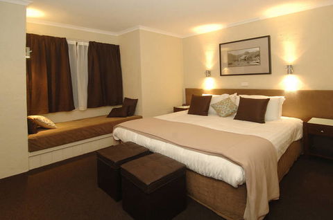 Rundells Alpine Lodge - Hotel Accommodation 2