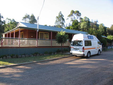 Sandy Hollow Tourist Park - Hotel Accommodation 4