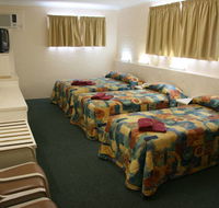 Sapphire City Motor Inn - Hotel Accommodation