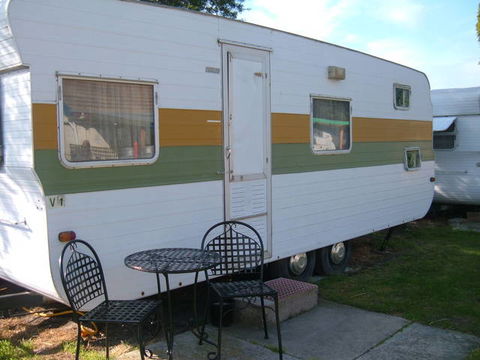 Sunnyside Caravan Park - Hotel Accommodation 2
