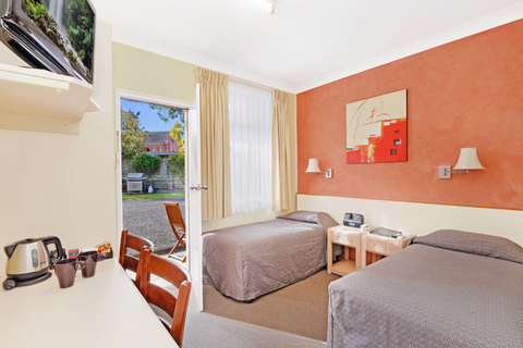 Wingham Motel - Hotel Accommodation 3