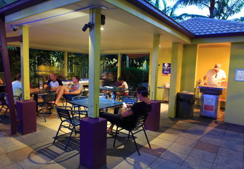 Cairns Central YHA - Hotel Accommodation 11