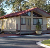 Sydney Getaway Holiday Park  Avina Van Village - Hotel Accommodation