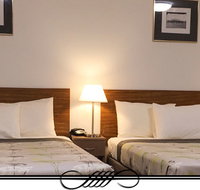 Ten Dollar Town Motel - Hotel Accommodation