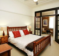The Bank Guesthouse - Hotel Accommodation
