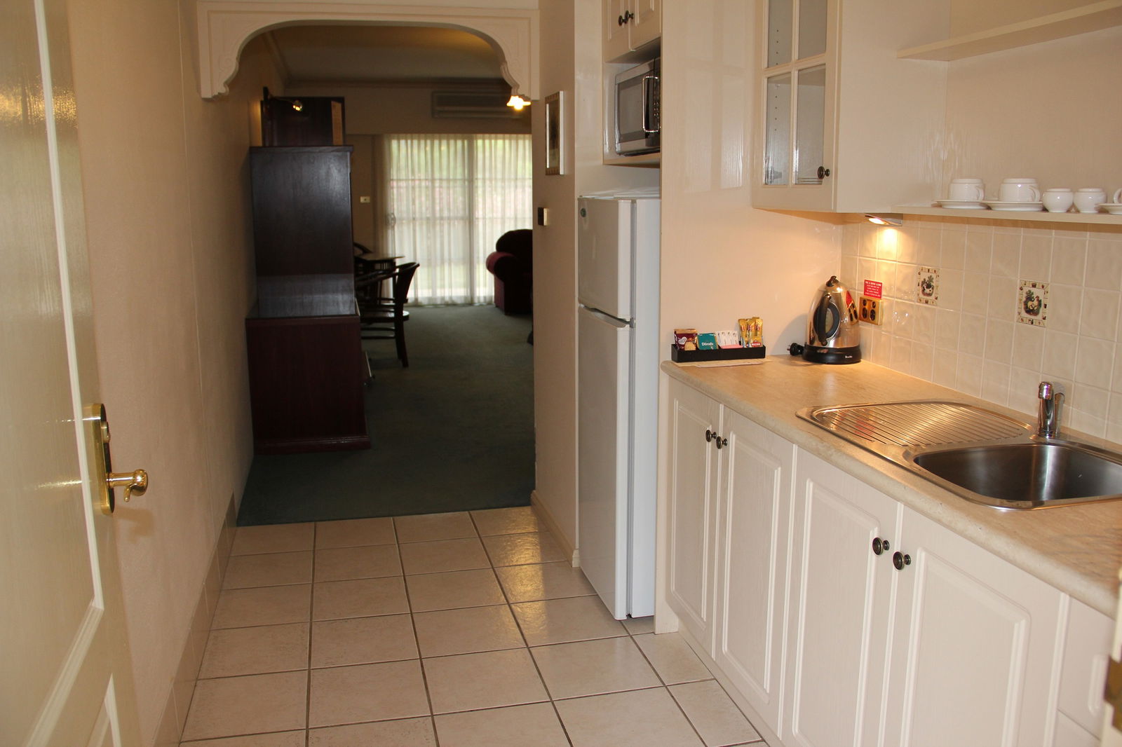 Kooringal NSW Hotel Accommodation