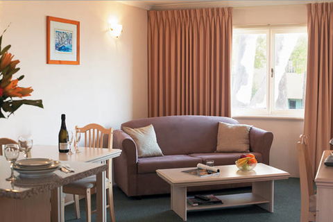 The Peninsula - Riverside Serviced Apartments - Hotel Accommodation 11