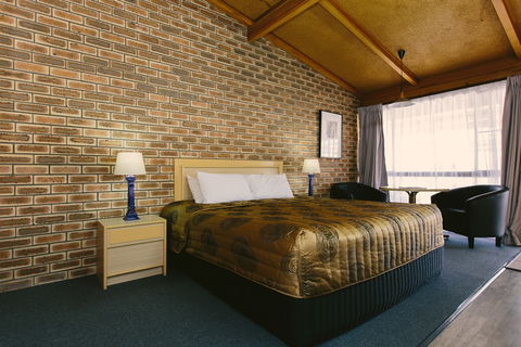 The Town House Motor Inn Goondiwindi - Hotel Accommodation 5