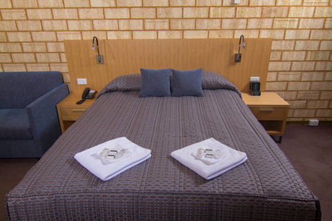 The View On Hannans - Hotel Accommodation 7