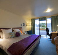 The Waterfront Wynyard - Hotel Accommodation
