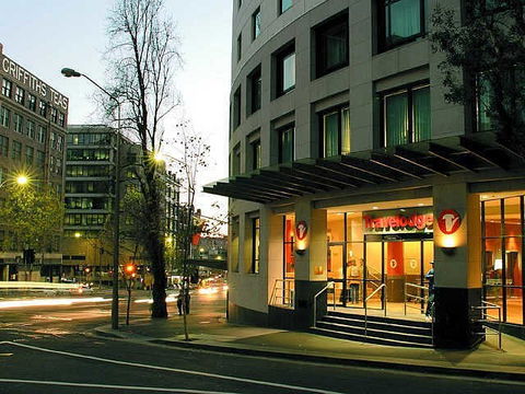 Travelodge Sydney - Hotel Accommodation 0